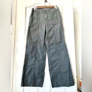 NWT H&M Cargo Wide-Leg Pants in Green-Gray